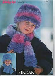 Discover free knitting patterns for socks, accessories, toys, hats, mittens, home décor and more. Sirdar Funky Fur Dk Easyknit Hat Scarves Knitting Pattern Scarf Knitting Patterns Chunky Knitting Patterns Ladies Knitting Patterns