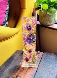 Resin art crystals gems addict. Flowers And Resin Light Sculpture One Of A Kind Diy Resin Crafts Flower Resin Jewelry Resin Crafts