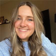 Desiree Buckner's Instagram, Twitter & Facebook