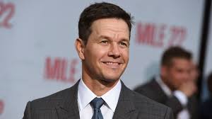 Mark wahlberg (born june 5, 1971) started his career as a rapper, marky mark, then modeled, and finally see more about mark wahlberg here. Mark Wahlberg Lets Tween Daughter Do His Makeup In Quarantine Video Sheknows