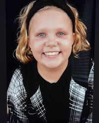 Just come current and recent projects. It's a great photo season so far.  Love my little business.