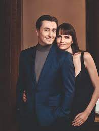 Сергей безруков и анна матисон. Sergej Bezrukov I Anna Matison U Nas Rebenok Nesluchajnyj My Ego Hoteli