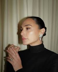 It's heartbreaking that no one loves my daughter's, and it really makes me  cry to see that no one loves me either 😔😔💔💔