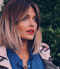 Meches Blondes Et Racines Chatain Fonce Et Frange Rideau Idee De Coiffure Ca Coiffure Carre Plongeant Carre Plongeant Long Frange Coupes De Cheveux Avec Frange Frange ou pas frange ? meches blondes et racines chatain fonce