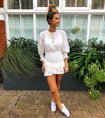 Street style de milan fashion week: Vogue Williams On Twitter I Ve Wanted To Wear This Dress Since I Was Pregnant Finally Got To Wear It Before It Got Unbearably Cold