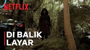 Tragedy, betrayal and a mysterious discovery fuel a woman's vengeance for the loss of her tribe and family in this special episode of kingdom. Kingdom Ashin Of The North Di Balik Layar Netflix Youtube
