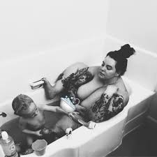 This brooke shields photo might contain bouquet, corsage, posy, and nosegay. Tess Holliday S Son Hopped In The Bath When She Was Trying To Get Some Self Care Time And Her Reaction Is Priceless Health Com