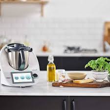 Es capaz de cocer los alimentos en 15 minutos a la hora de elegir cualquier robot de cocina es adecuado decantarse por aquellos modelos que ofrezcan mayor cantidad de funciones, como. Errores Al Limpiar Tu Robot De Cocina