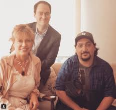 Madre de 4 y abogada. Cinemachile On Twitter La Presidenta De Cntvchile Maria Catalina Parot Donoso Y El Director De Fomento Ignacio Villalabeitia Recibieron Al Director Hernan Caffiero Hcaffiero Luego De Que Su Serie Unahistorianecesaria Fuera Nominada