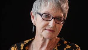 The tragedy a cricketing great's mum uses to help grief-stricken families