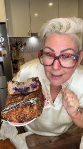 🍰 Lemon and Blueberry cake! 🍰 The recipe is in the comments. ⬇️, Hey  there, baking friends!🫐 Frozen fruit is my go to when it comes to baking!  It’s always ready to use, available, budget friendly, and ...