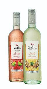 With sautéed cod or shrimp, chipotle aioli, cilantro lime slaw, pico de gallo, cotija cheese and white corn tortillas. Mit Gallo Family Vineyards Spritz Den Sportsommer Geniessen Und Bier Auf Die Ersatzbank Schicken