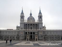 Catedral De Santa Maria La Real De La Almudena Madrid Catedral De La Almudena Catedral De Santa Maria La Real De La Almudena Megaconstrucciones Catedral Siglo Xvi Iglesia