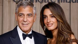 Amanda Seyfried could've been popular.