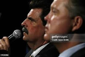 590 Brian Helton Stock Photos, High-Res Pictures, and Images