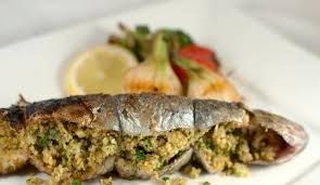 La trota è un pesce d' acqua dolce che possiamo acquistare solitamente d' allevamento. Ricetta Trote In Padella Le Ricette Di Buonissimo