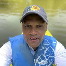 What is the maximum number of chickens that can be kept in a 10x10 run with  a 7x2 coop?