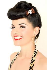 The girls of that time repeated their hair routines hundreds of times to memorize each step and their sequences. Rockabilly Hairstyles Loshairos Com