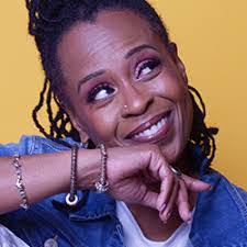 Alicia Williams's Instagram, Twitter & Facebook