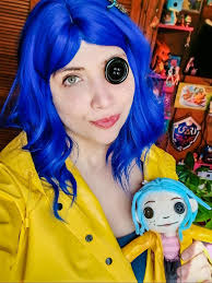 Button eye makeup for comicon visibility?