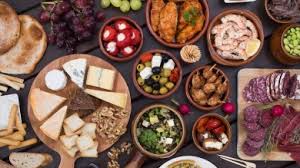 The sombrero party hat is typically spanish and is perfect for bringing a spanish touch to the party. 13 Famous Spanish Dishes To Eat In Spain Bookmundi