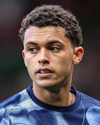 Best Number 5 in Football currently ⚽🥅❓❓