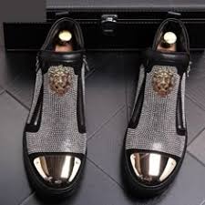 Stylish king shoes.