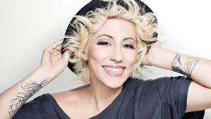 Vecchie certezze e novità fanno parte del cast di. Chi E Malika Ayane La Cantante Nuovo Giudice Di X Factor 2019