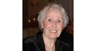 Carol Bogan's Instagram, Twitter & Facebook