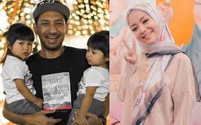 Iyalah, mereka berdua ini sering kali kelihatan bergambar bersama dan secara. Teringin Rasa Nak Ada Baby Kembar Peminat Doakan Zizan Razak Cepat Kahwin Ada Yang Nakal Tag Mira Filzah Gempak