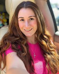 Remove black background from photo with gloves