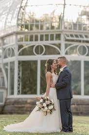 Beautiful Upscale Wedding At Phipps Conservatory And Botanical Gardens In Pittsburgh Pa Pittsburgh Wedding Venues Upscale Weddings Phipps Conservatory Wedding
