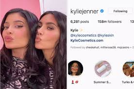 The mogul mom's famous children showered her with love and sweet instagram tributes on monday in honor of her 63rd birthday. Kris Jenner Watch Kris Jenner Use Her Momager Negotiating Skills With Scott Disick In Funny Coin Master Ad Tv