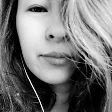 Danielle Ng (@dingeeeee)