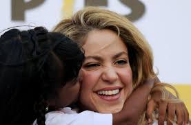 Слушать песни и музыку shakira онлайн. Von Wegen Spielerfrau Sangerin Shakira Hier Mit Ehemann Gerard Pique Gilt Als Eine Der Einflussreichsten Frauen Der Welt Wir Haben Ihren Werdegang In Einer Bilderstrecke Festgehalten Klicken Sie Sich Durch