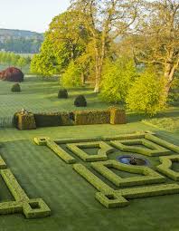 Private Gardens Of England Tania Compton 9781472121011 Amazon Com Books Landscape Design Garden Design Topiary Garden