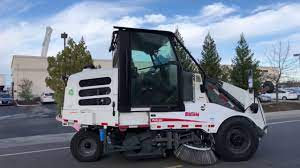 How tall is an elgin sweeper truck in feet? 2013 Elgin Pelican Broom Street Sweeper For Sale Youtube