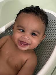 Tara Alberson's Instagram, Twitter & Facebook