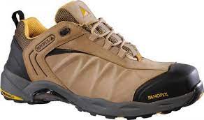 For wearing a garment over another, Xr500 Safety Shoes S3 Hro Beige 46 Delta Plus