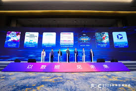 好多AI亮相2025未来数商大会，入选数据要数创新案例“乘数榜”_中国 ...