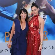 Cleopatra is a 1999 miniseries adaptation of margaret george's 1997 historical fiction novel the memoirs of cleopatra. Gal Gadot To Play Cleopatra In New Patty Jenkins Movie