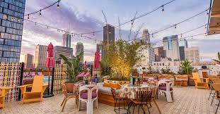 This restaurant has been opened for 30+ years and is known to be one of the most recognized restaurants among locals and so many customers from out of town drive here to come dine at this restaurant. 20 Restaurants With Amazing Views In Los Angeles