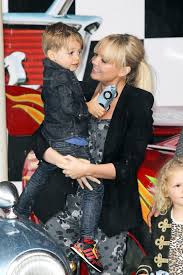 Both mother and baby are doing well and the family are over the moon and would like to thank everyone for their kind wishes and support. Favourite Celeb Mum Emma Bunton Spice Girls Emma Bunton Favorite Celebrities