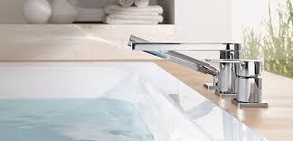 Wir zeigen dir wie einfach es ist eine freistehende badewanne aus. Badewannenarmatur Von Villeroy Boch Puristisches Design