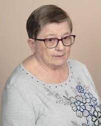 Dolores Rutherford's Instagram, Twitter & Facebook