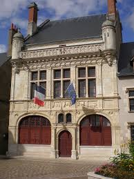 Beaugency Liste Des Monuments Historiques Proteges En 1840 Wikipedia Monuments Historiques Monuments Hotel De Ville