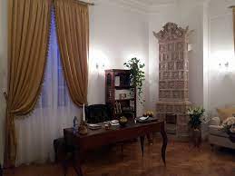 Construitǎ între anii 1938 şi 1942 de cǎtre tatǎl pianistului dinu lipatti, casa memorialǎ dinu lipatti a fost deschisǎ publicului începând cu anul 1985. LocuinÅ£a BurghezÄƒ A Lui Dinu Lipatti Din Centrul News Ro