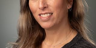 Sarah Shevlin's Instagram, Twitter & Facebook