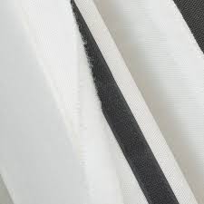 You don't have to worry about spills since the cover can be removed and machine washed. Sakarias Karmstol Svart Inseros Vit Ikea