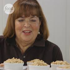 Ina Garten's perfectly proportioned Tri-Berry Crumbles with strawberries,  blueberries, and raspberries are perfect for entertaining 🍓🫐  #BarefootContessaBackToBasics